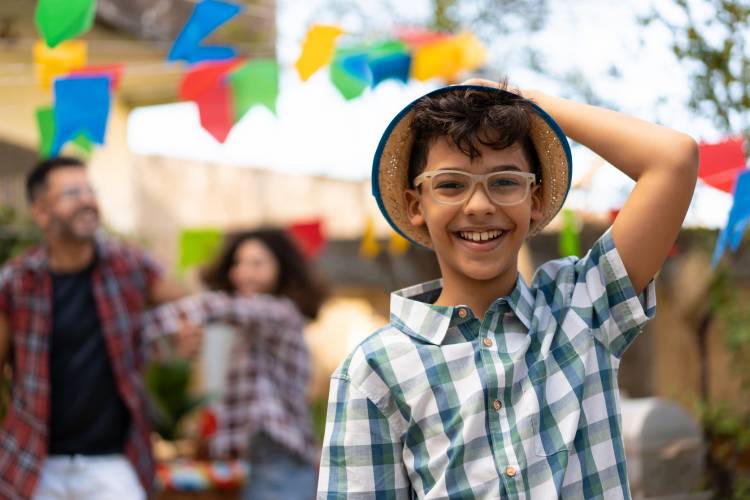 boy-at-festival